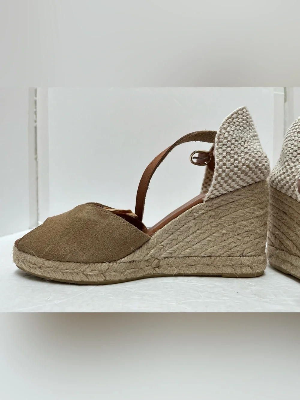 Dalson Spain Taupe Suede Peep Toe Espadrille Wedge Sandals Size 38 US 8